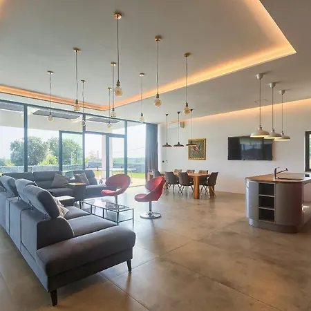 Mediterraneo Willa *